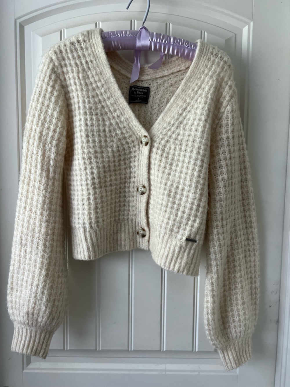 Abercrombie & Fitch Cream Textured V-Neck Button Cardigan